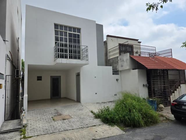 Casa en Renta en Colinas de la Silla, Guadalupe, Nuevo León