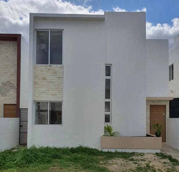 casa en venta en Merida, zona norte- privada con seguridad- junto a las Américas