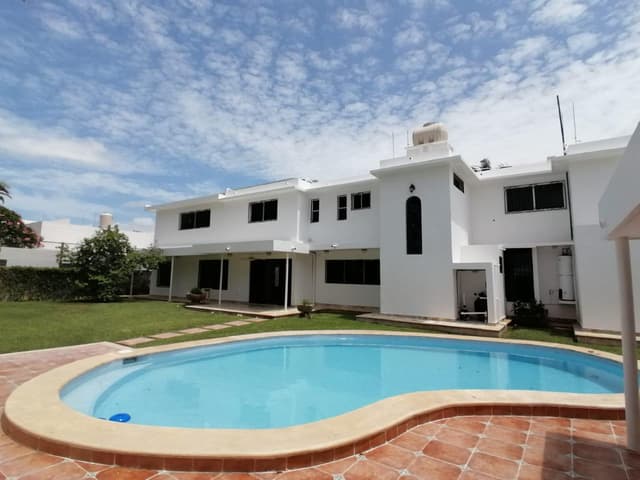 Casa - Fraccionamiento Campestre