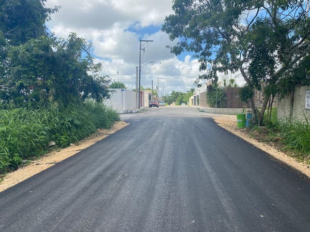 terreno en venta en Montebello- Merida- medidas 20 m por 50 m