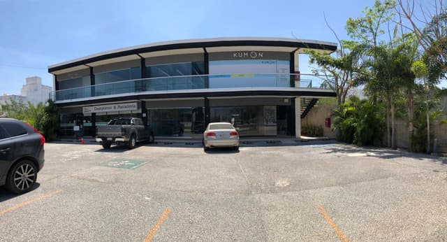 Local en la Avenida Yucatán planta alta