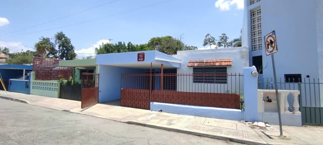 casa de un piso, en el centro de la ciudad de Mérida- 3 habitaciones - sin muebles