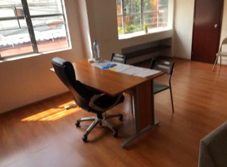 EN RENTA OFICINA EN LA COL DEL VALLE CENTRO