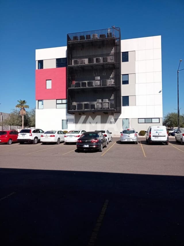 Local u oficina en renta en colonia El Llano, Hermosillo, Sonora.