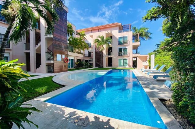 NUEVO LISTING! DEPARTAMENTO PRECIOSO DE 2 HAB. EN ZONA CÉNTRICA | PLAYA DEL CARMEN