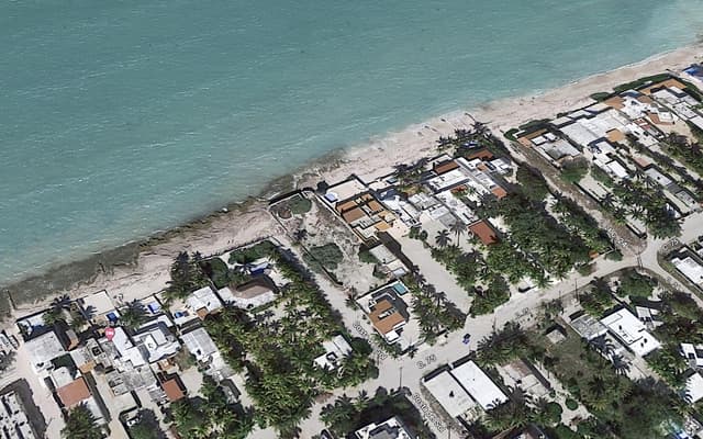terreno frente al mar en Progreso, precio por metro lineal- disponible