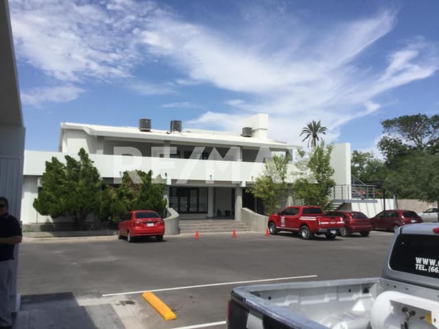 Oficina en renta en colonia El Llano de Hermosillo, Sonora