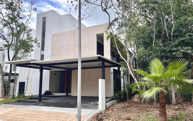 Solidaridad Boulevard Playa del Carmen kilómetro 299, 77712 Playa del Carmen, Q.R.