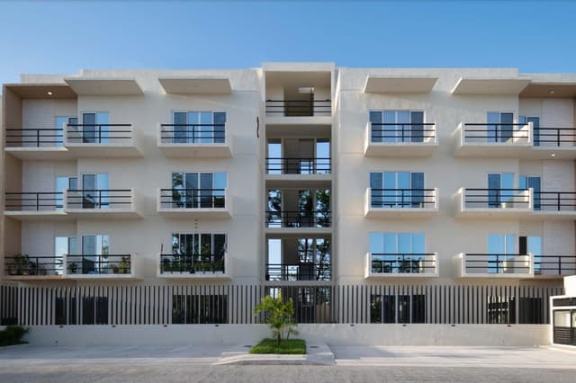 Oasis Tropical: Condominio de 3 Recámaras con 3 Balcones en el Corazón de la Selva de Puerto Morelos