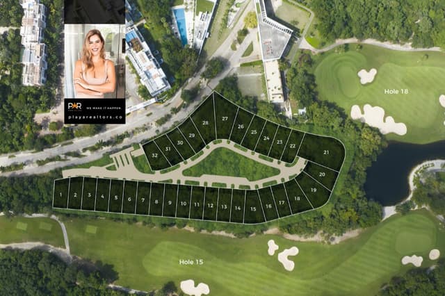 Lote Selecto con Panorama del Campo de Golf y Acceso a la Playa en Comunidad Exclusiva de Playa del Carmen