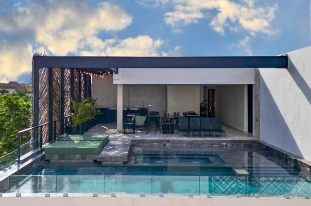 Penthouse de Ensueño: 3 Habitaciones con Jardín en la Azotea y Piscina en Tulum