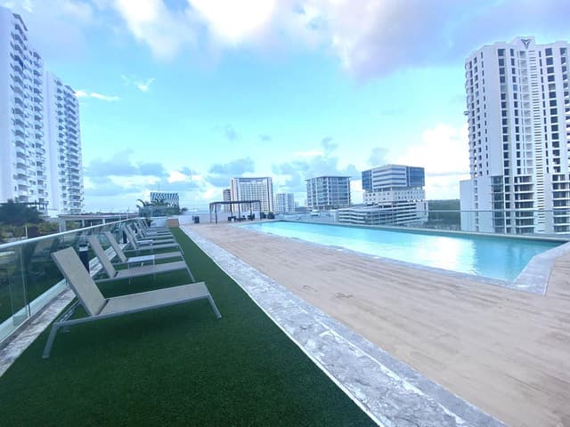 VENTA DEPARTAMENTO AMUEBLADO EN MALECON AMERICAS CANCUN QROO