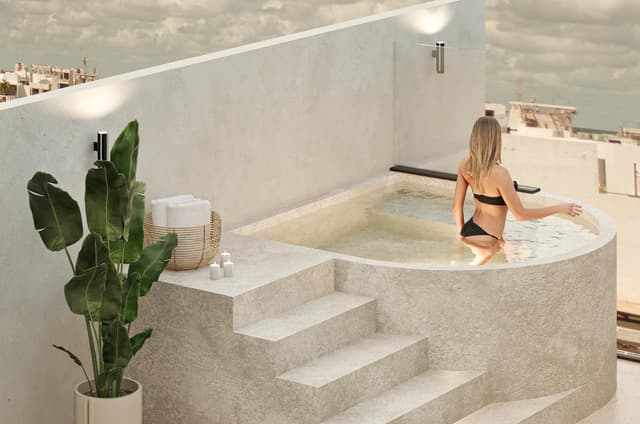 Espacioso Departamento de 3 Recámaras con Terraza y Ubicación Privilegiada en Playa del Carmen