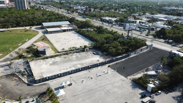 VENTA TERRENO LISTO PARA DESARROLLADORES BOULEVARD COLOSIO CARRETERA CANCUN-AEROPUERTO