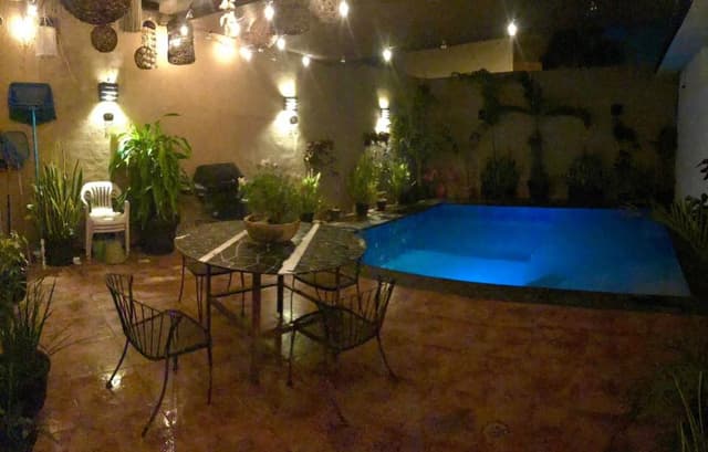 departamento amueblado con todos los servicios disponibles, una habitación máximo dos personas