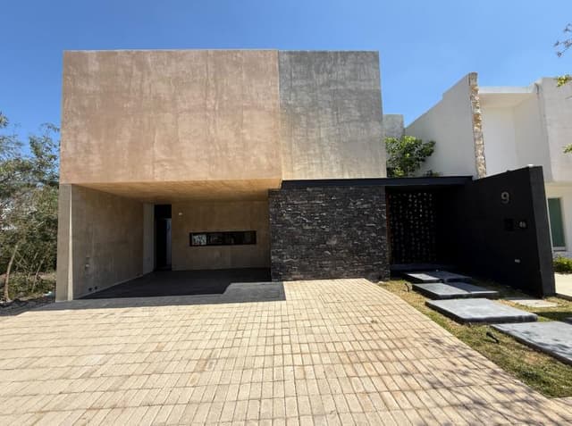 4 recámaras y totalmente equipada, en privada residencial