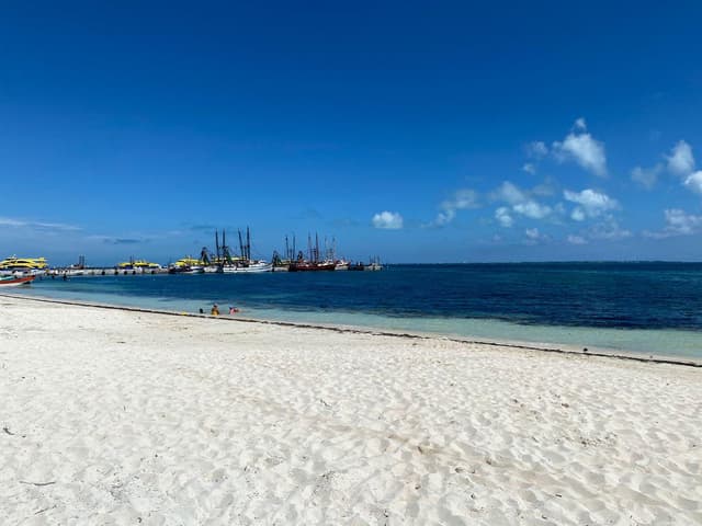 VENTA DEPARTAMENTO FRENTE AL MAR EN AMARA PUERTO JUAREZ