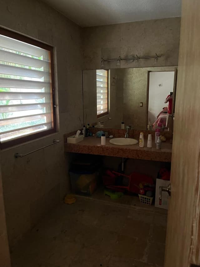 ALVARO MEZQUITA, FRACC. MAGALLANES, ACAPULCO DE JUAREZ 9