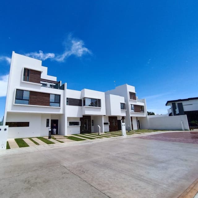 Casa 3 Recamaras en Venta - Altaria Residencial Playa del Carmen