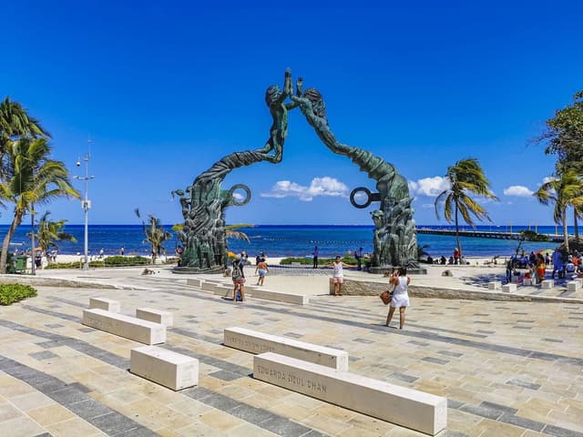 PENTHOUSE DE 2 HAB. TOTALMENTE AMUEBLADO EN MAGNÍFICO DESARROLLO EN DE PLAYA DEL CARMEN