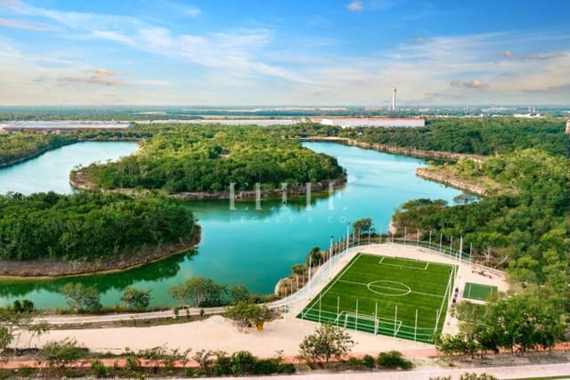 Terreno en Venta frente al lago en Residencial LAGOS DEL SOL