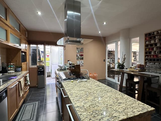 Casa en renta amueblada en Paseo de La Asunción, Llano grande, Metepec