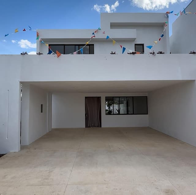 Casa en venta en privada Zendera Conkal