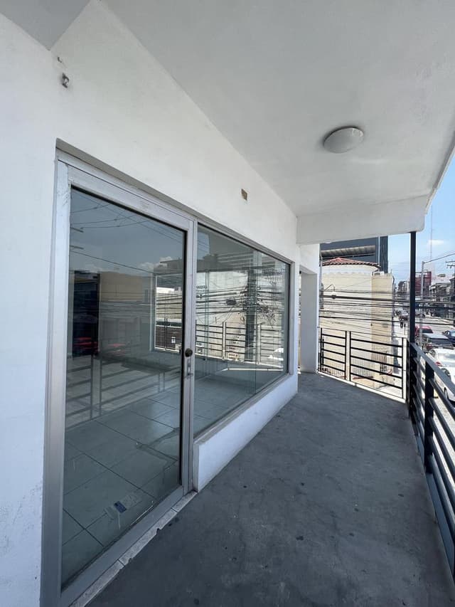 LOCALES EN RENTA MONTERREY ZONA CENTRO