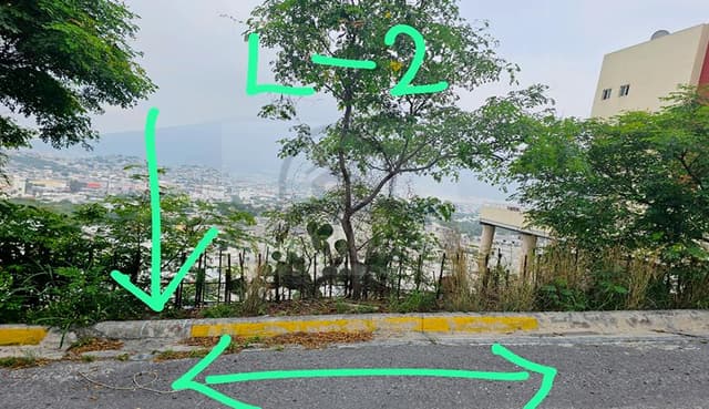 OPORTUNIDAD TERRENO EN VENTA DOBLE FRENTE A 3 MINUTOS DE VALLE OPORTUNIDAD TERRENO EN VENTA A 3 MINUTOS DE VALLE ORIENTE HERMOSAS VISTAS MTY NL