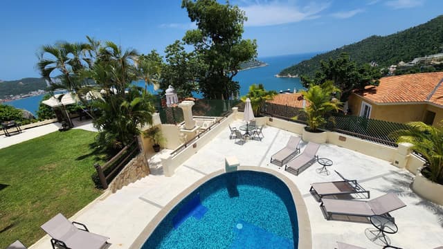 La mejor Casa en Lomas del Marques