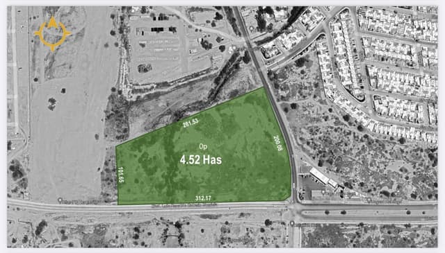 Terreno Comercial en Venta