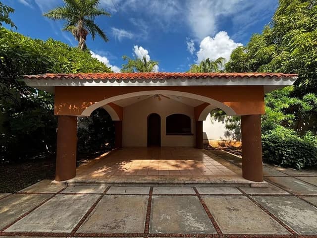 Casa en renta amueblada 3 recámaras en Benito Juarez Norte