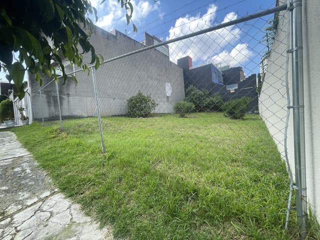 Terreno en Hacienda de las Palmas "La Antigua"