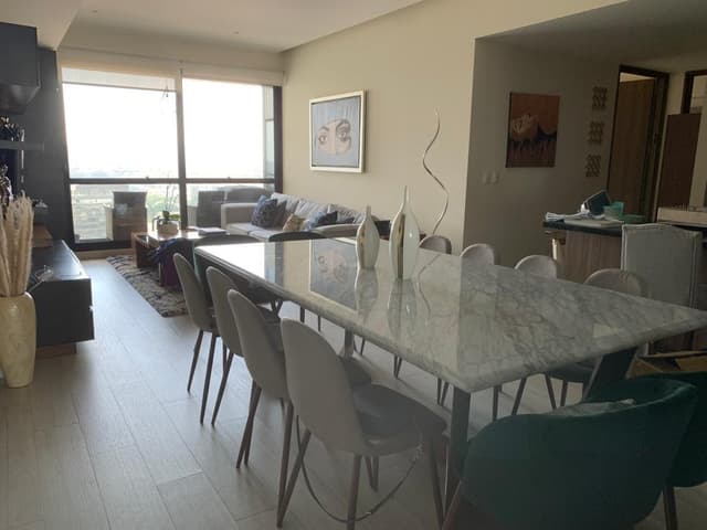 Venta departamento en Interlomas con balcón