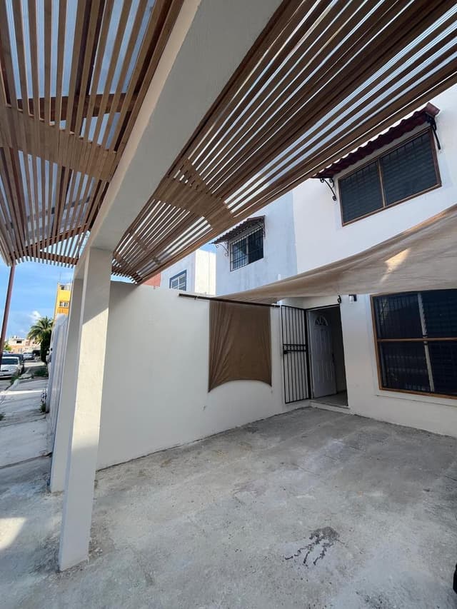 Casa en Venta 2 Recamaras | Bosque Real Playa del Carmen