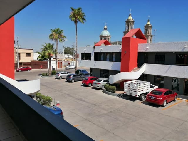 Oficina en renta en Plaza Ejecutiva Fátima, Hermosillo, Sonora.