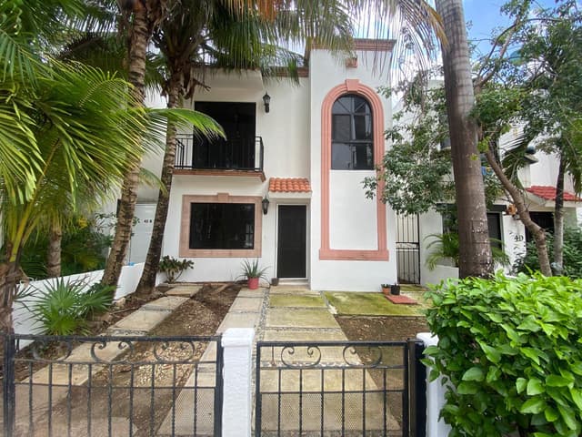 Casa AV. LAS TORRES SAN GERONIMO