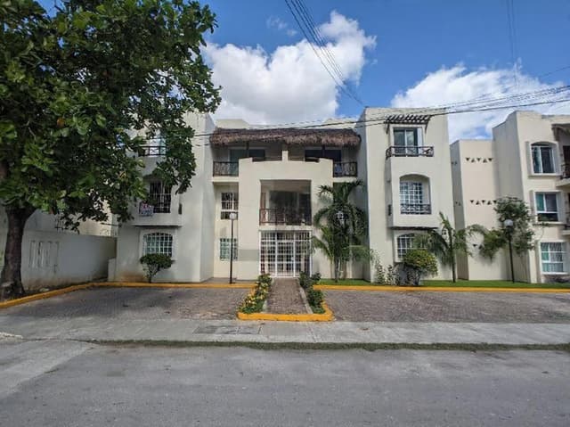 Departamento en Renta 3 Recámaras sin amueblar - Condominio Las Torres Playa del Carmen