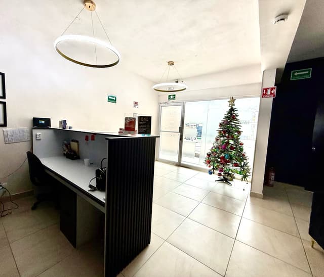 Local en Renta - Cumbres 3er Sector