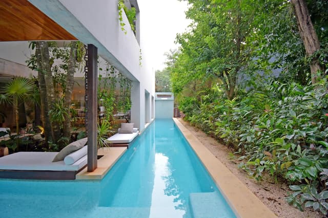 Casa de 6 Recámaras en Venta en Playacar Fase 2, Club Real | Playa del Carmen