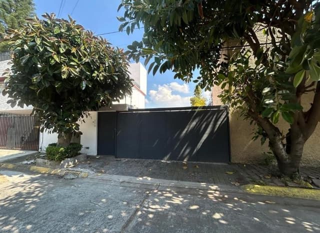 Casa en venta en Bosque de Echegaray, de 1 piso