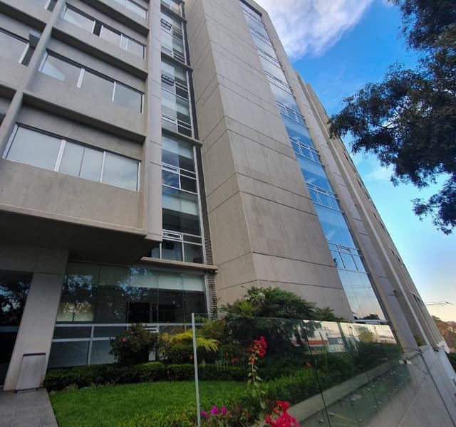 Departamento en RENTA a 2 min de Santa Fe, con vista a la cañada.