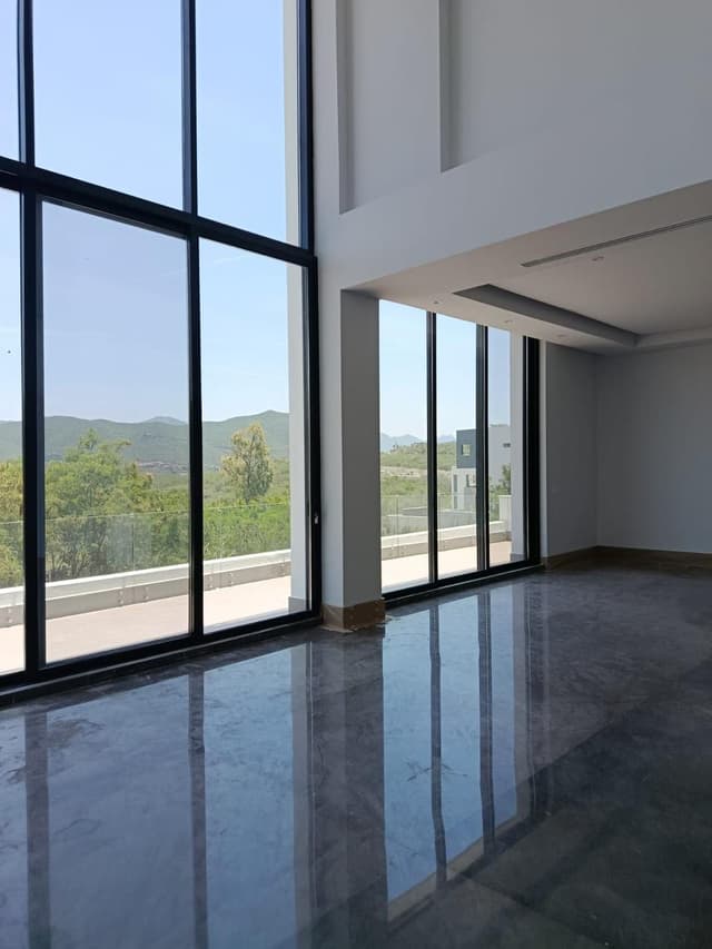 Casa en venta en sierra alta,