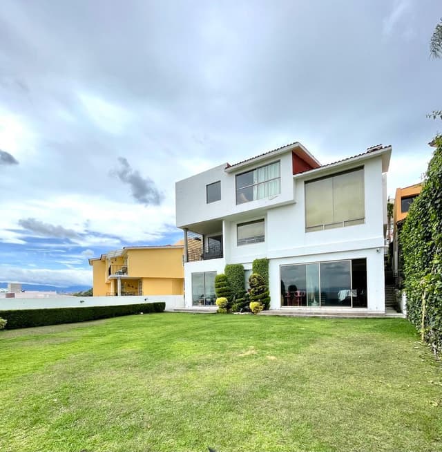 VENTA CASA EN PEDREGAL DE ECHEGARAY