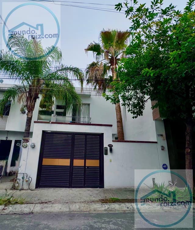 CASA EN RENTA FRACCIONAMIENTO LAS PLAZAS EN MONTERREY