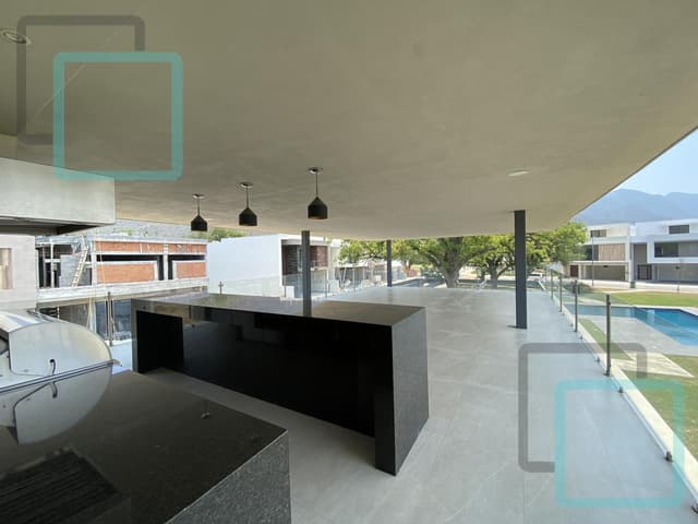 TERRENO EN VENTA EN LOS CRISTALES ZONA CARRETERA NACIONAL MONTERREY