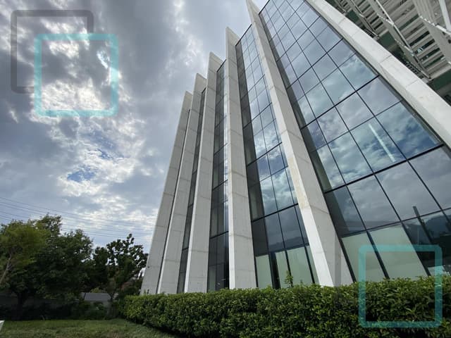 RENTA DE OFICINA ACONDICIONADA VALLE DEL CAMPESTRE ZONA SAN PEDRO GARZA GARCÍA