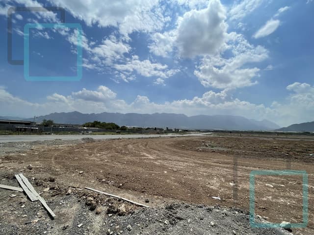TERRENO INDUSTRIAL EN VENTA EN LA ZONA DE SANTA CATARINA