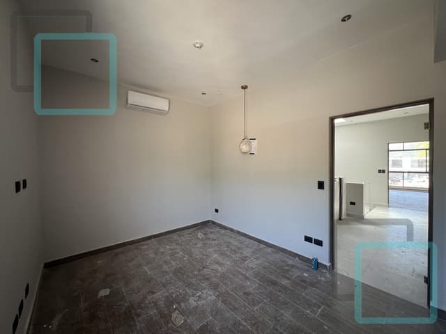 CASA EN VENTA VIENTOS DEL VERGEL ZONA CARRETERA NACIONAL SANTIAGO