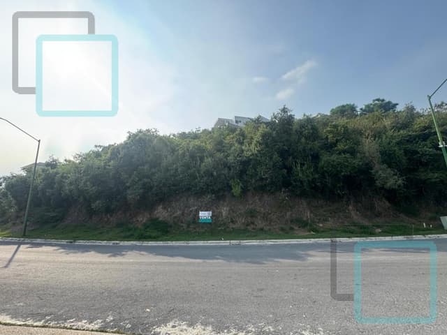TERRENO RESINDECIAL EN VENTA SIERRA ALTA ZONA CARRETERA NACIONAL MONTERREY
